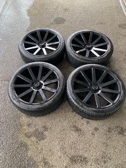 24" DUB Wheels with 295/35R24 Pantera Sport SUV Tires
