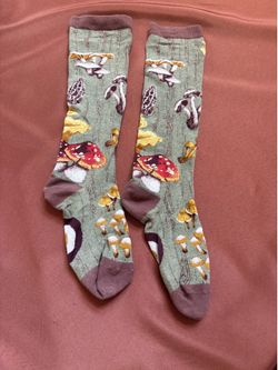 Unisex adult mushroom socks