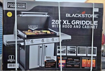 Blackstone XL griddle with hood and Cabinet brand new
