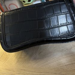Women shoulder bag