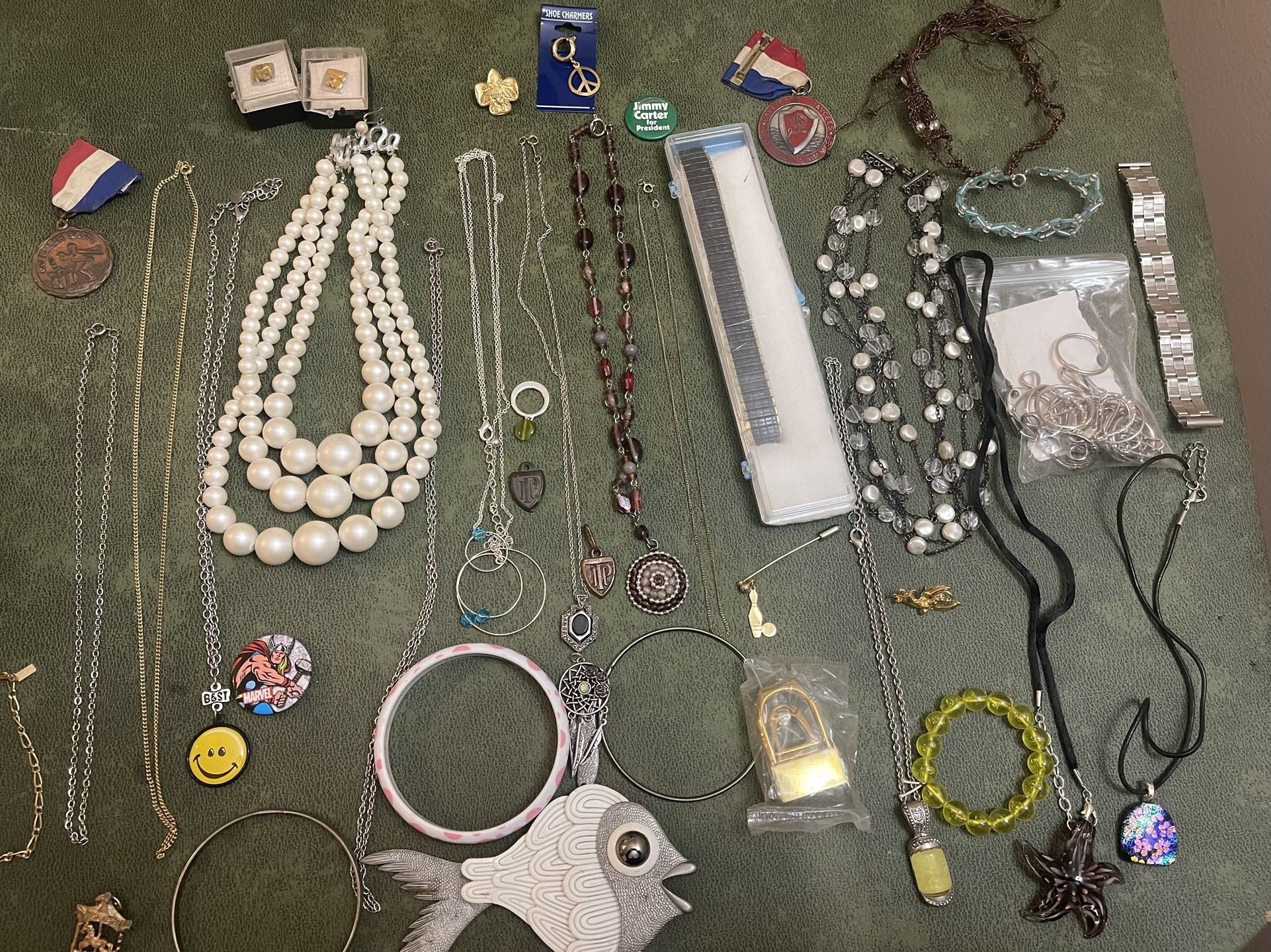 Fun Lot Of 40 Pieces Of Jewelry #2