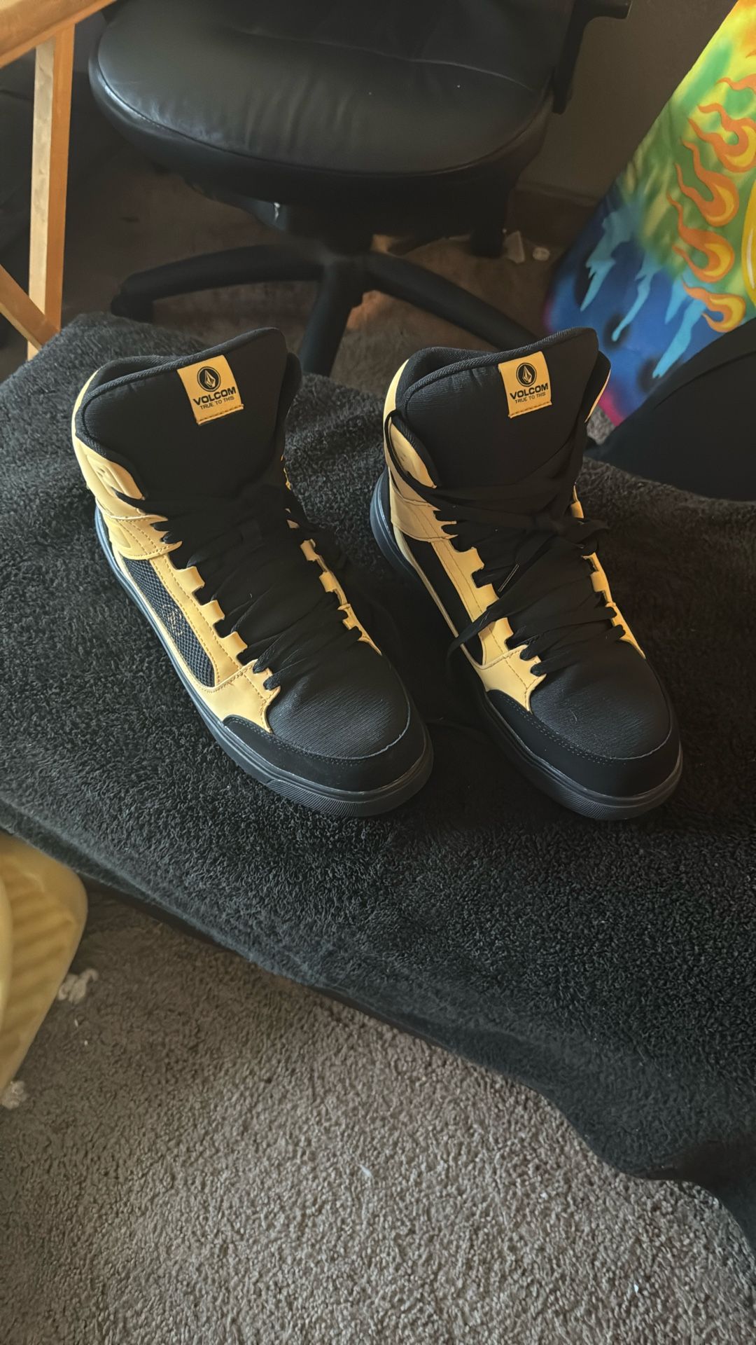 Volcom MT75 Shoes NEVER BEEN WORN!