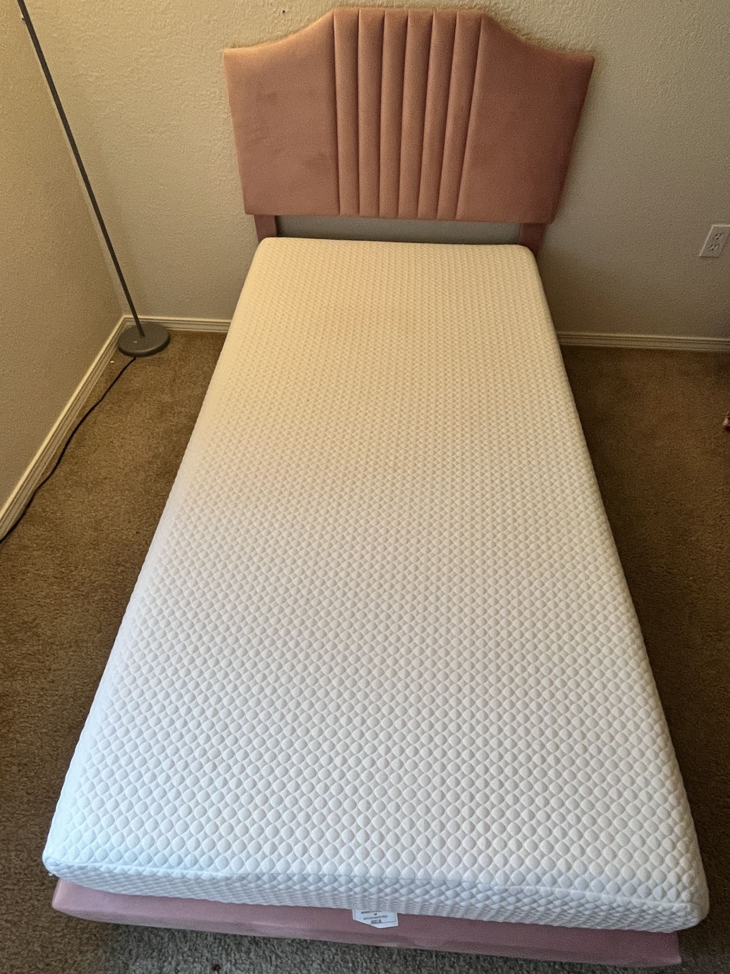 Girls Twin Bed With Frame