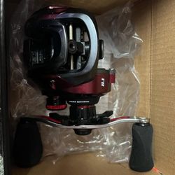 Brand New Seaknight Baitcasting Reel in Original Box right handed for sale at $80 Local Pickup in Charlottesville, Virginia please message me