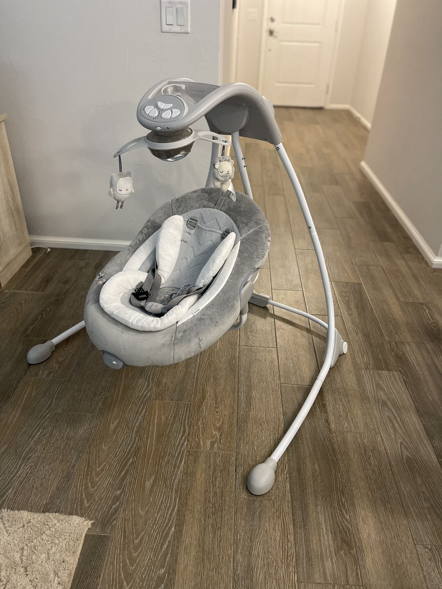 Ingenuity InLighten Baby Swing with Cool Mesh Fabric, Vibrations & Lights