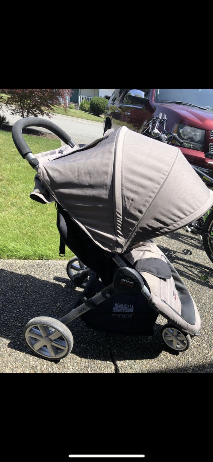 Britax B Agile Stroller and Car seat 40$