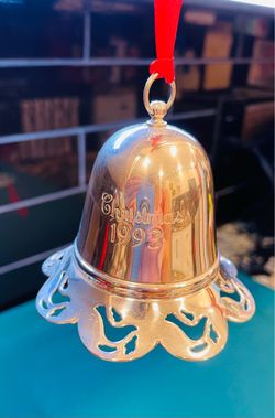 Vintage Towle silver company silver plate bell ornament with music box