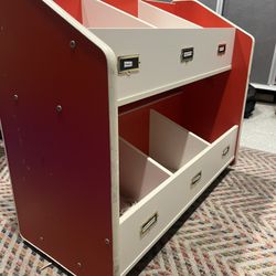 Gently Used $150 Lakeshore Learning Mobile Book Organizer