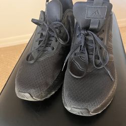 Adidas Men’s Sneaker 9 1/2