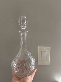 Crystal Glass Decanter with Stopper