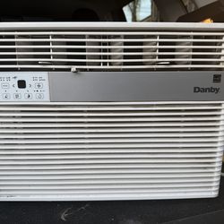 Danby Window AC 12k btu
