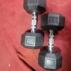 SET OF 30LB.  RUBBER COATED HEXHEAD DUMBBELLS TOTAL 60LBs  
11525 S HALSTED DUNKIN DONUTS/7111.S WESTERN WALGREENS  
60$  CASH ONLY AS IS.
