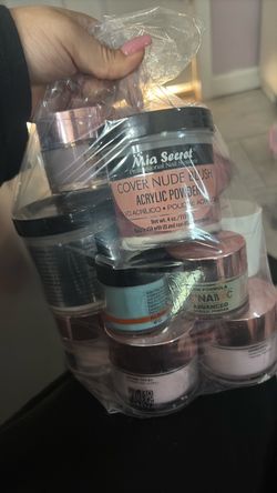 acrylic powders / nail supplies