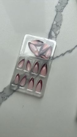 20 nails pink with red french manicure