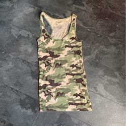 Women’s Tank Top (size L)