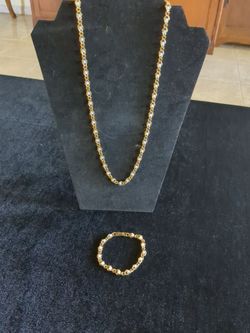 Vintage necklace and bracelet set