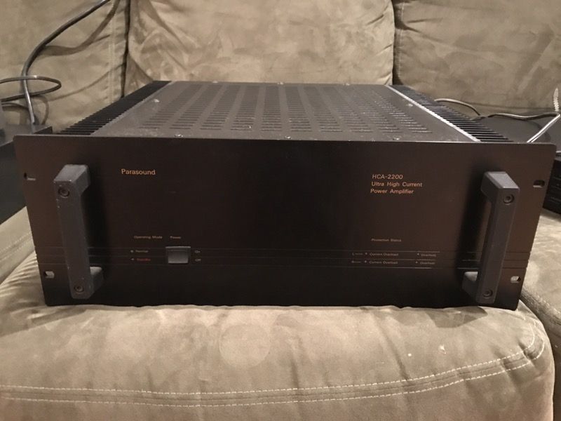 Parasound HCA-2200 Ultra High Current Power Amplifier
