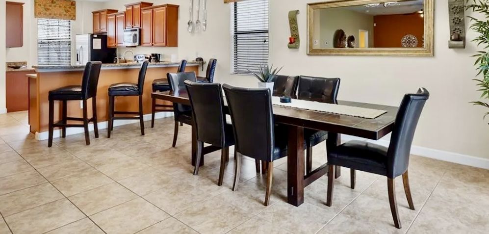 Dining Room Chairs And Bar Stools 