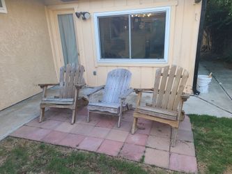 3 foldable Adirondack chairs