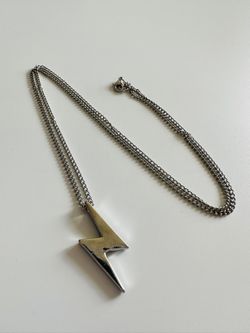 Lightning Men Silver Fashion Pendant Necklace