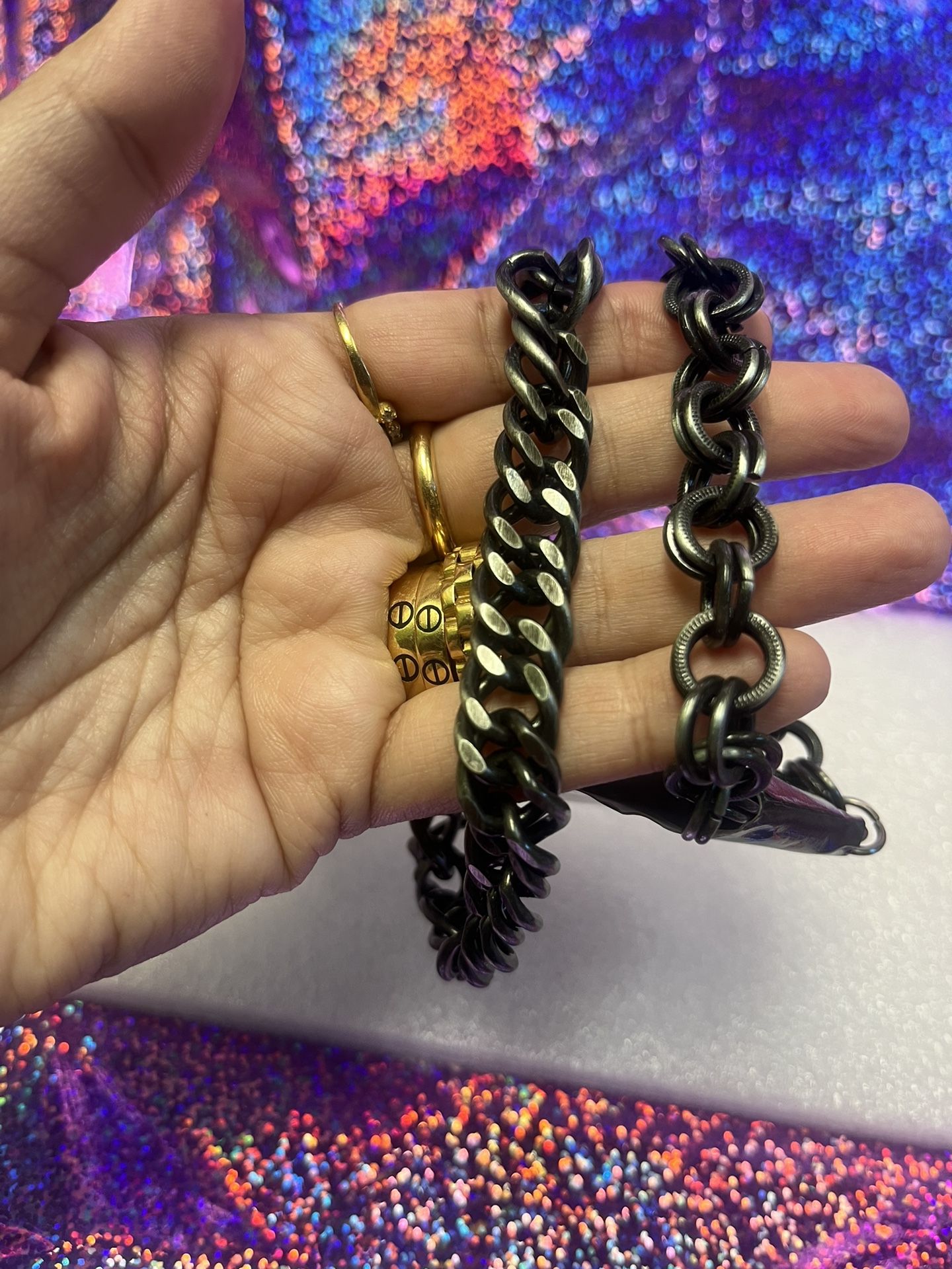 popular jewelry 2 black bracelet π₯π₯π₯$10
