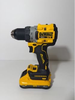 20V MAX XR Brushless Cordless 1/2 in. Drill/Driver  + battery
