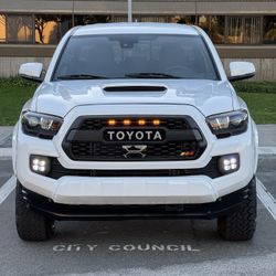 Tacoma TRD Sport 