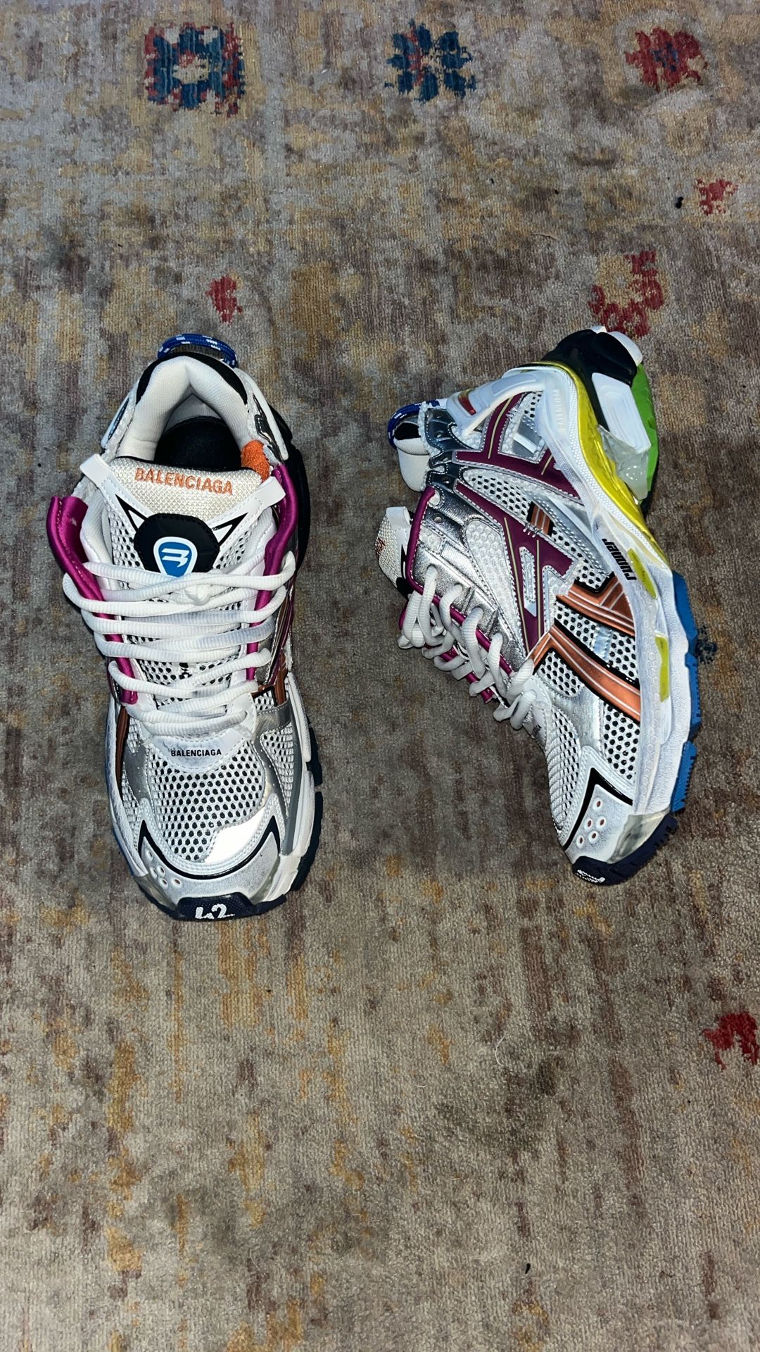 Balenciaga runners
