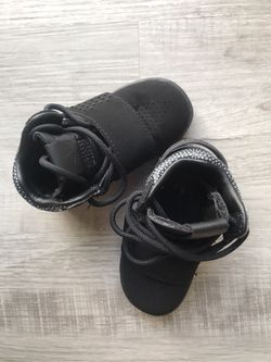 Toddler Shoes size 5