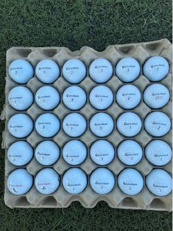 30 golf ⛳️ balls Taylor made tp5