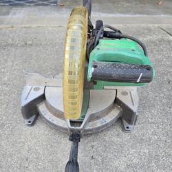 Hitachi Miter Saw