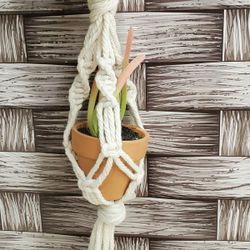 macrame para poner  maceta de planta .