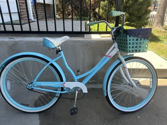 Schwinn Bike With Basket.