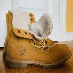 Timberland Women’s Boots Size 6