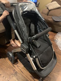 Diono Quataum stroller BRAND NEW