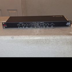 Dbx 223XL Stereo 2-Way/Mono 3-Way Crossover.