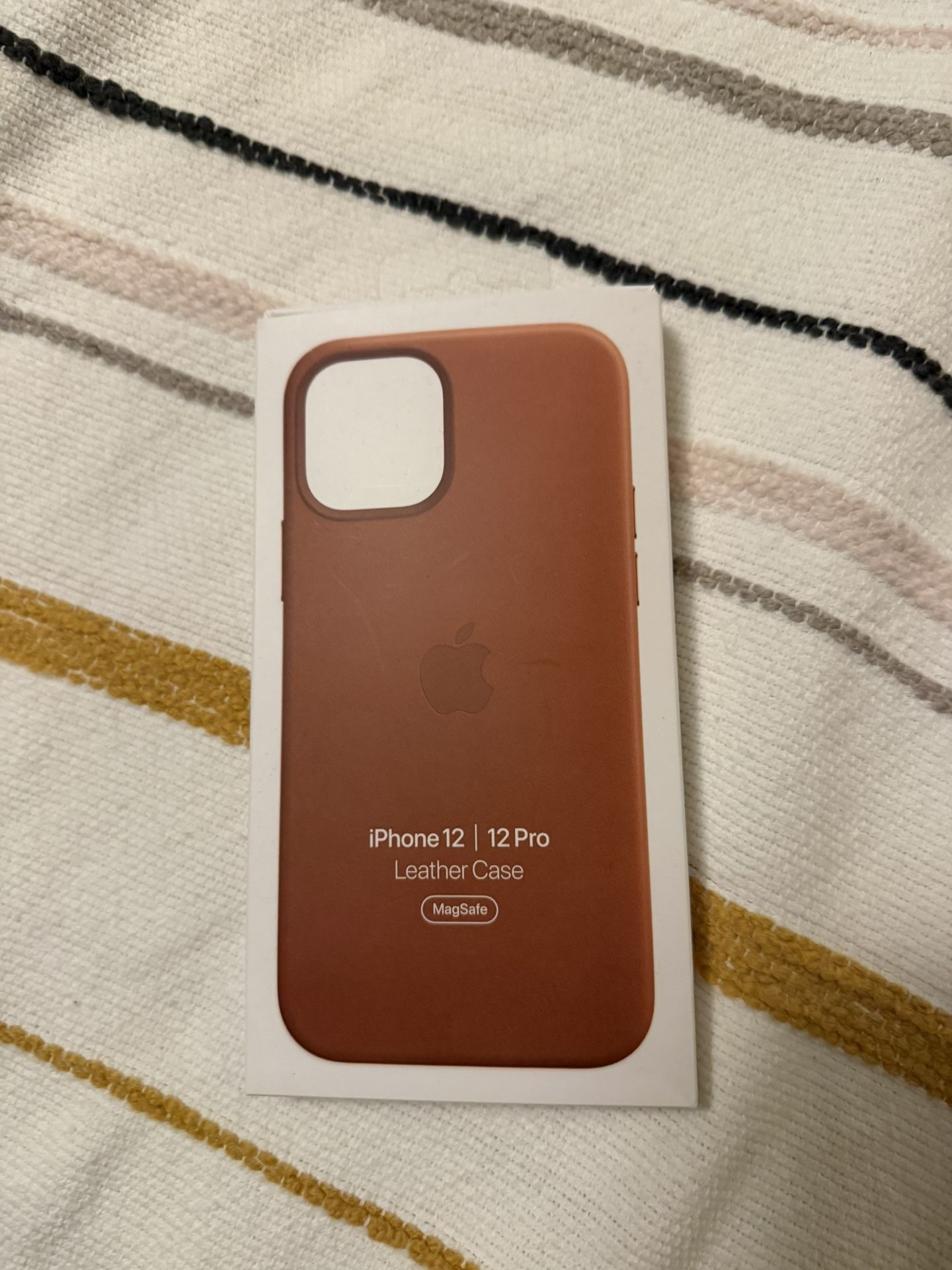 iPhone 12 Pro Apple Case MagSafe