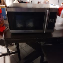 Black N Decker Microwave. 