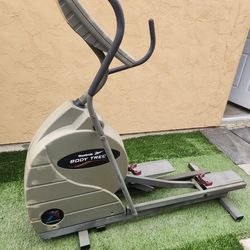 Free elliptical Work out machine