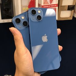 iPhone 13 128gb 5G Unlocked $499 Each 