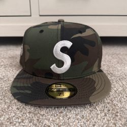 Supreme Fitted Hat 7 1/8