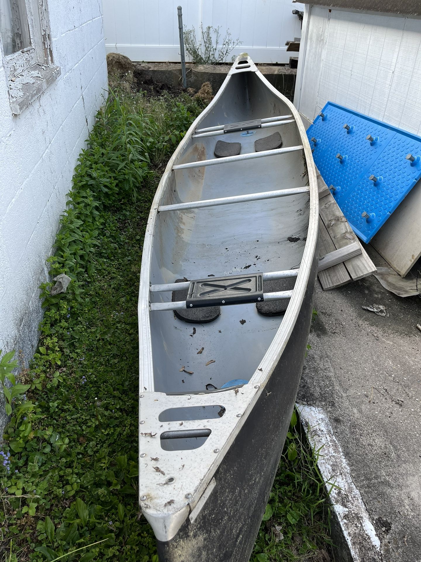 Blue Hole Canoe 15’