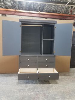 Wardrobe 