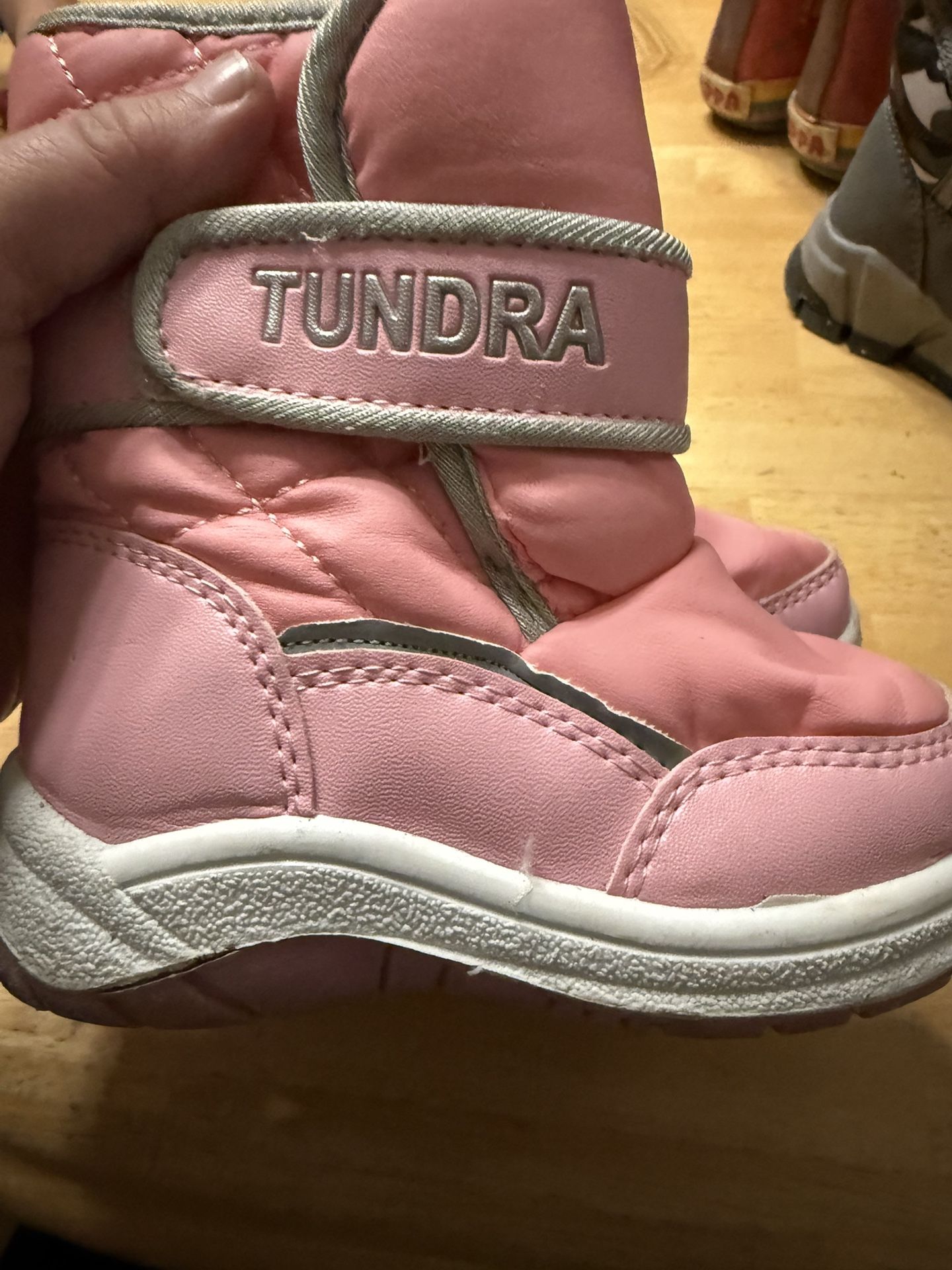 Toddler Size 6 Pink Snow Boots