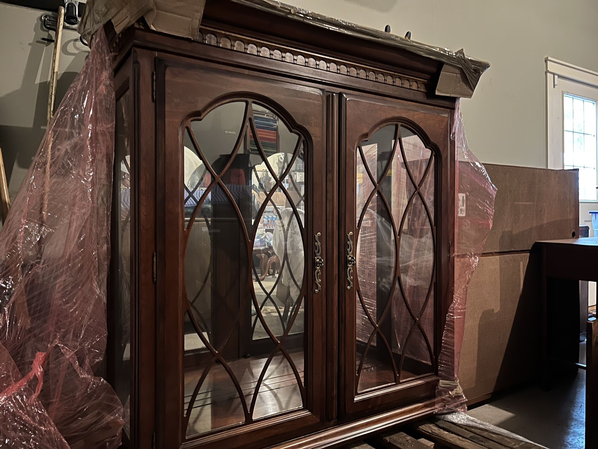 China cabinet With Glass Shelves and Lighting; Side Board / Buffet 