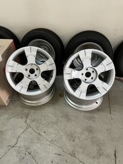 Used Lexus Gen 1 Alloy Rims: 18x8 Very good condition-