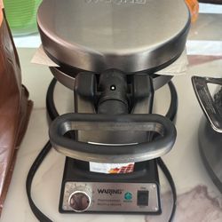 Waring Belgian Waffle Maker