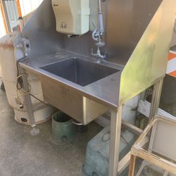 Commercial Sink