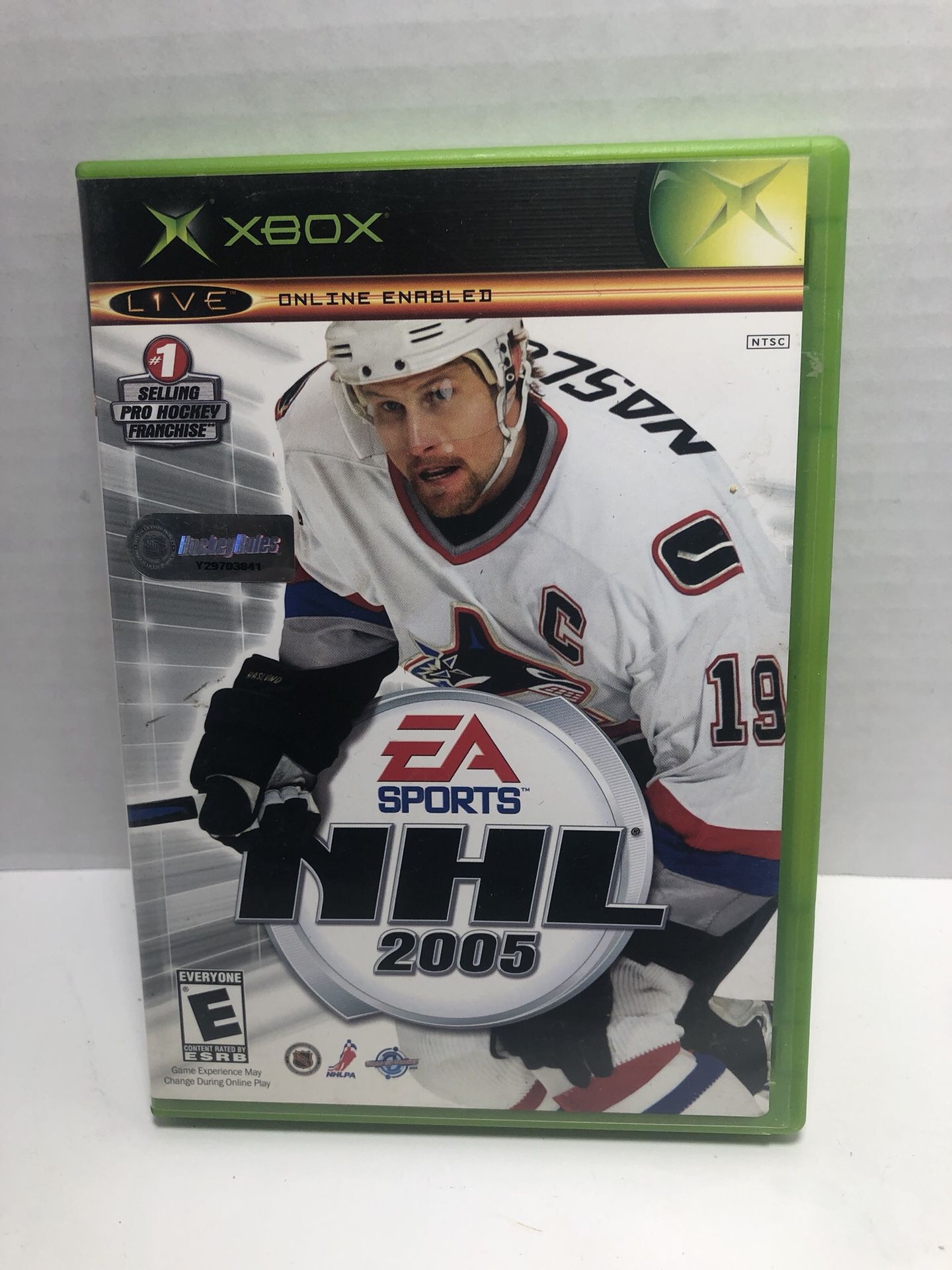 XBOX NHL Hockey 2005 complete with manual.
