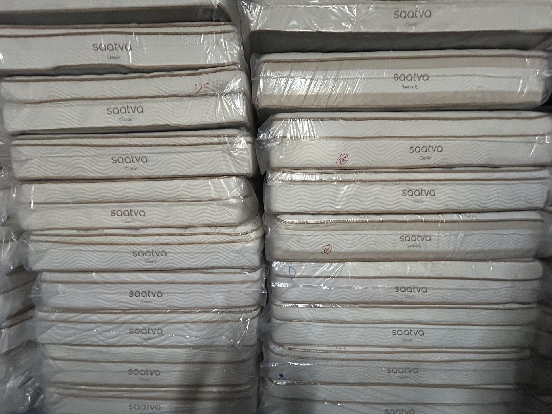 Luxury Saatva & Tempur-Pedic Mattresses – 50-80% Off!     •    Brand New, Minor Blemishes (Nothing That Affects Comfort)     •    King, Queen, Full, T